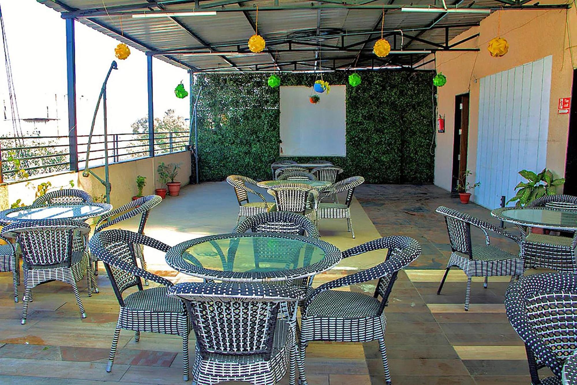 Hotel The Bentree Bhopal Exterior photo