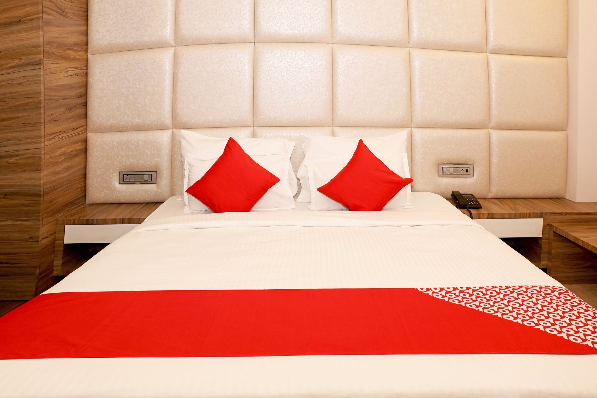 Hotel The Bentree Bhopal Exterior photo